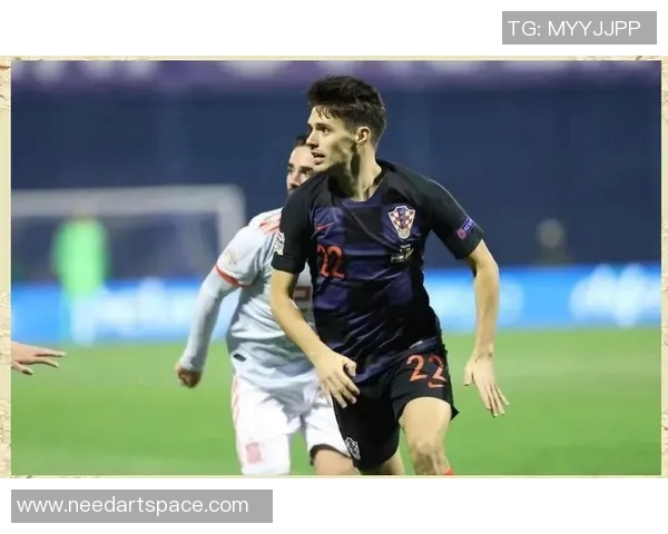 足球2号球星的崛起之路与未来发展潜力分析